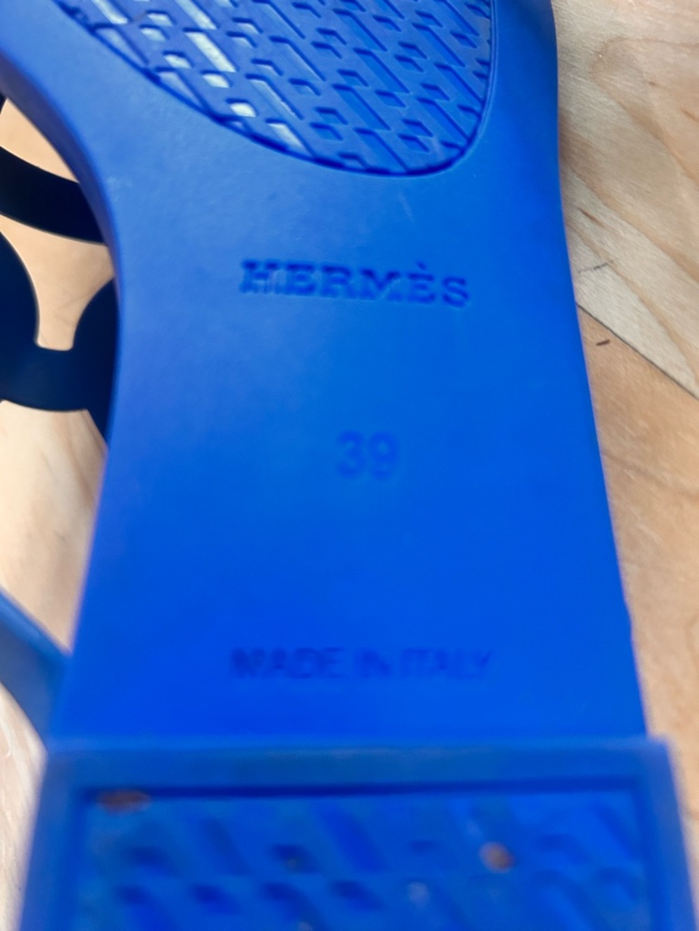 Hermes Blue Plage Jelly Sandals - Women's Slip-On Thong - Picture 4 of 5